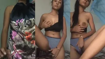Cute girl showing naked body live cam
