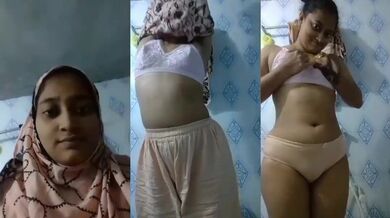 Sexy muslim bhabhi jamila bra panties wali